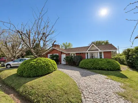 VENTA CASA - PILETA - CLUB DE CAMPO PUEYRREDÓN