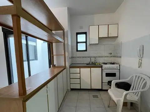 PH en planta baja con 2 patios muy luminoso - ALQUILER -