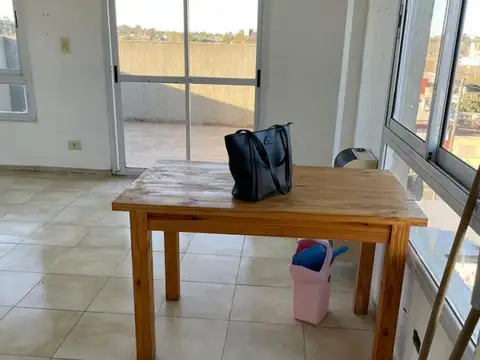 Departamento en Alquiler en Quilmes, $ 380.000