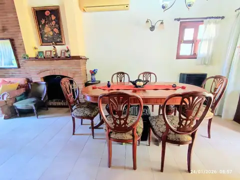 Casa en Venta con 1 cochera