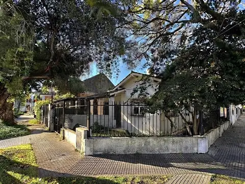 Casa 4 ambientes en venta en Olivos