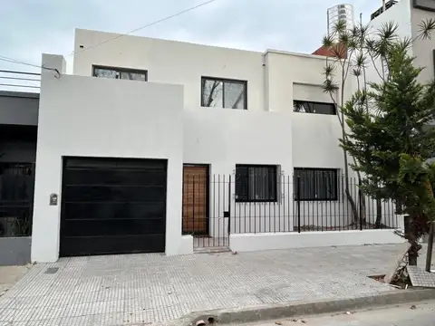 CASA EN VENTA 5 AMB VICENTE LOPEZ