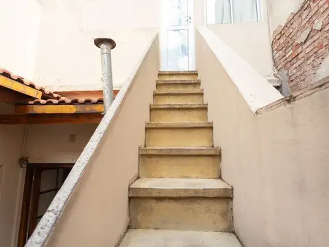 Depto Tipo Casa 4 ambientes con 1 baño