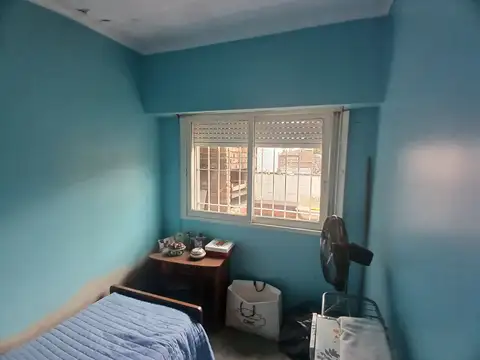 Depto Tipo Casa en Venta 50 años