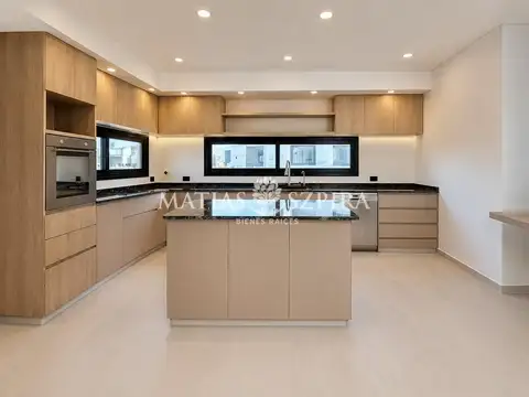 Venta de casa 5 AMBIENTES en Prados del Oeste, Moreno