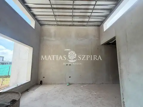 Casa 5 ambientes con 2 baños