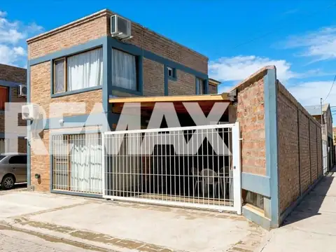 Venta dúplex 2 dormitorios con cochera. las grutas