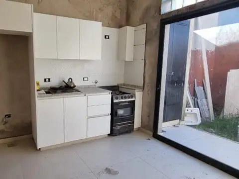 Depto Tipo Casa en Venta 1 año