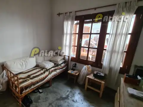 PH 5 Ambientes al fondo, posible Multifamiliar - VENTA