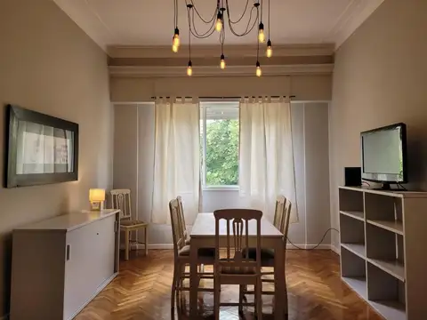 Departamento en alquiler - 2 Dormitorios 1 Baño - Monserrat