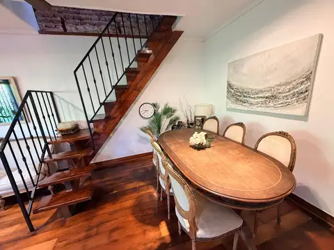 Depto Tipo Casa 4 ambientes con 2 baños