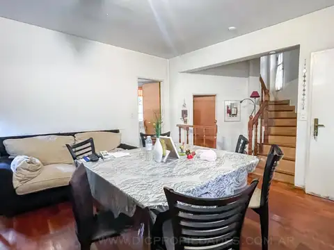 Depto Tipo Casa en Venta de 3 dormitorios