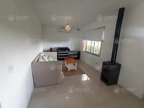 Casa 3 ambientes con 1 baño