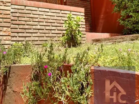 Av n°8  al 2900