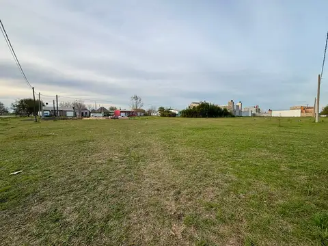 VENTA / TERRENO ESQUINA / 300 MT2 / RAFAELA