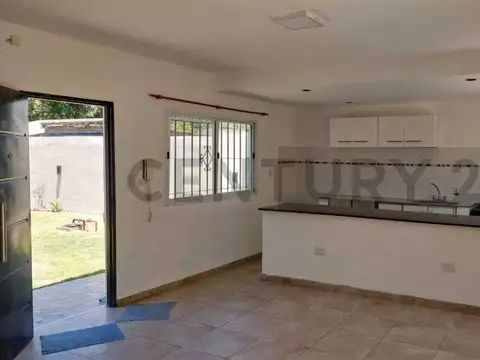 643 entre 7 y 8 | Casa dos dormitorios en alquiler - Sicardi