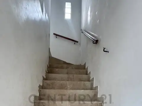 Casa en Alquiler en Villa Parque Sicardi, $ 550.000