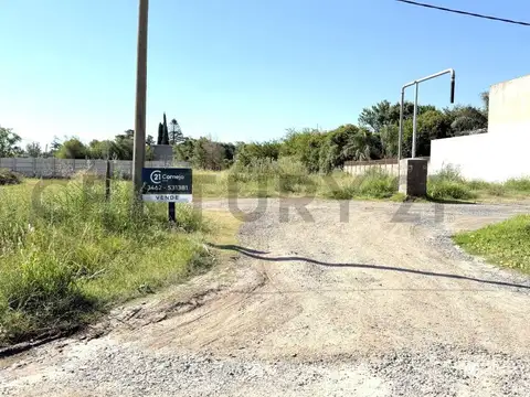 Terreno en Venta 44  mts Fondo