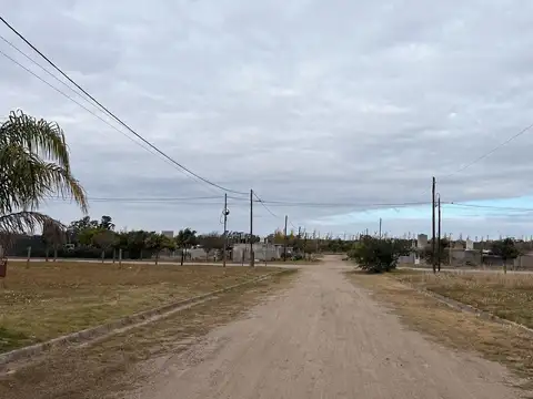 Terreno en Venta 25  mts Fondo