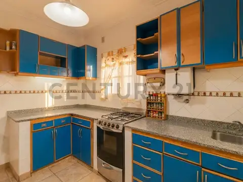 Casa 4 ambientes con 1 baño
