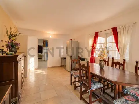 Casa de 3 dormitorios en venta en Berisso