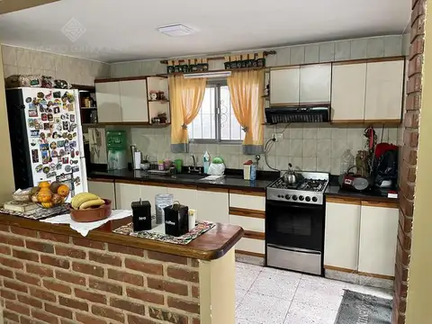 Casa en Venta en Remedios de Escalada, USD 165.000