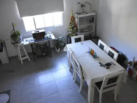 Los Aromos e/ Los Padres y Caminito