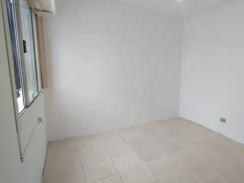 Depto Tipo Casa en Venta 52 años