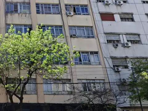 Cochera en Venta en el barrio de Constitución