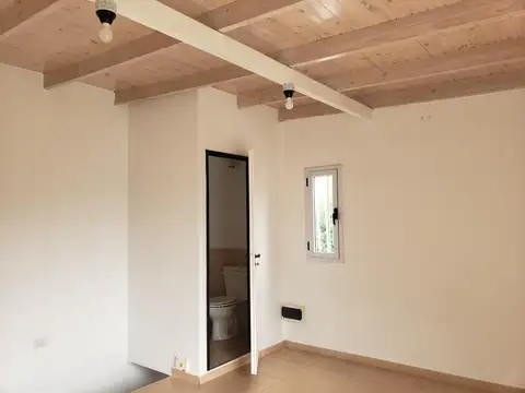 Depto Tipo Casa 3 ambientes con 2 baños