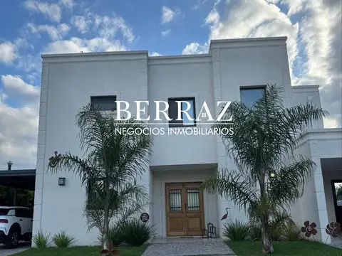 Casa Venta 4 Dormitorios Barrio San Matías Lote de 900 m2 Escobar