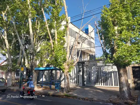DPTO TIPO DUPLEX CON COCHERA