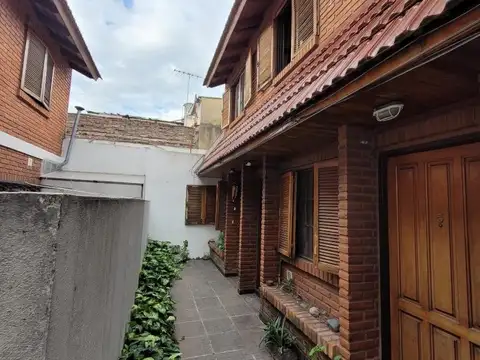Depto Tipo Casa en Venta en Ramos Mejia, USD 62.000