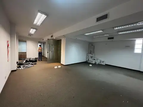 Oficina en Alquiler 30 años