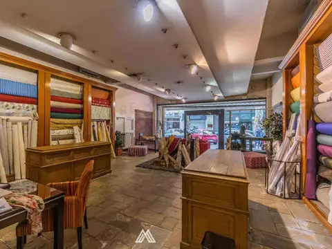 Local en Venta 89 años