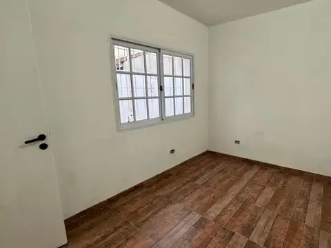 Casa de estilo moderno 2 dormitorios - Excelente ubicación