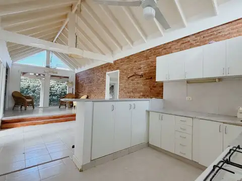 Casa en Venta en Bahia Blanca, USD 120.000