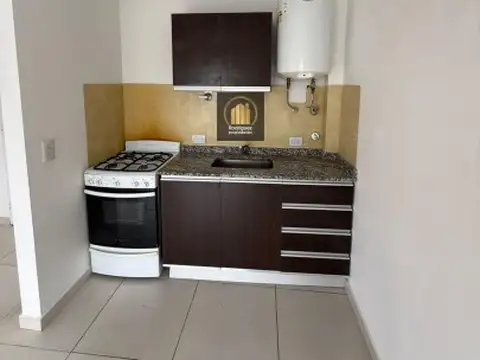 Departamento en Alquiler en Villa del Parque, USD 1.100.000