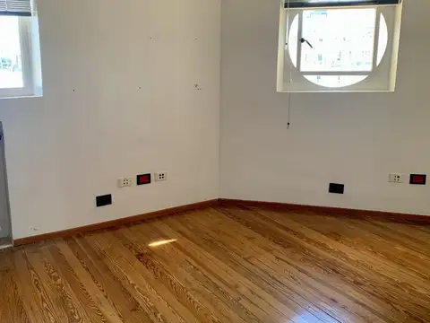 Oficina en Alquiler en San Nicolás, $ 500.000