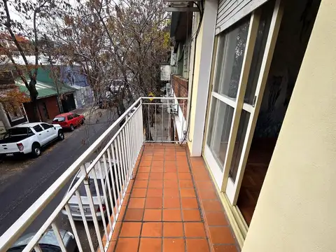 Depto Tipo Casa 2 ambientes con 1 baño