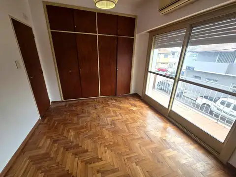 Depto Tipo Casa en Alquiler en Saavedra, $ 900.000