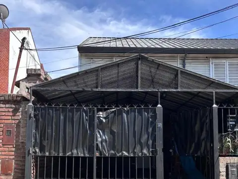 HERMOSO DUPLEX 3 AMBIENTES + PLAYROOM