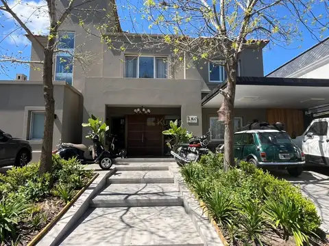 Casa en Venta de 5 dormitorios