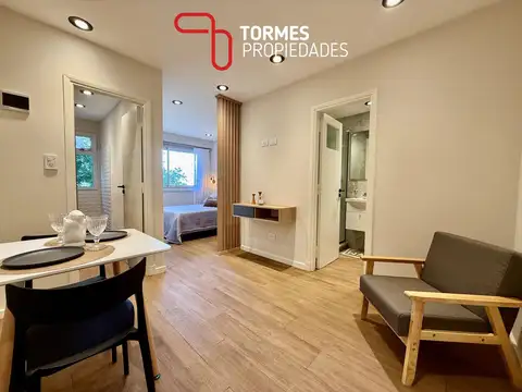 Venta Departamento 1 ambiente desplazado a la calle zona Plaza Colon