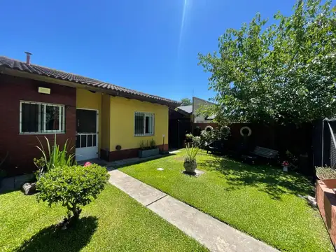 Hermosa casa en Barrio Santa Ana