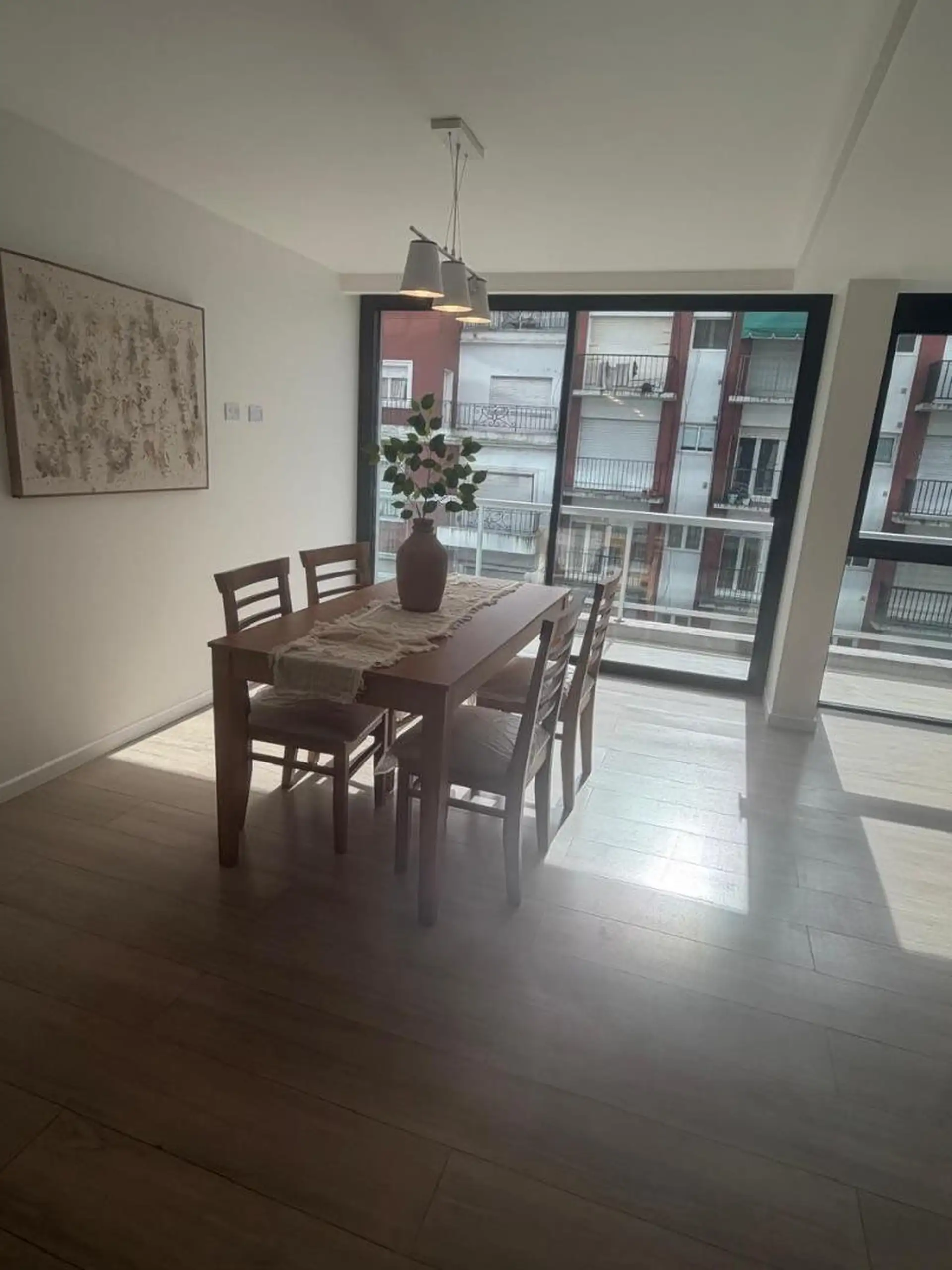 Departamento 2 ambientes a la calle con balcón - A estrenar