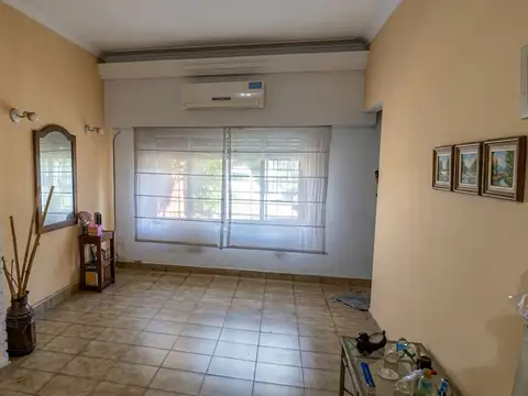Casa en Venta en Martín Coronado, USD 159.900