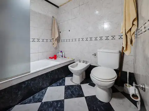 Galpon en Venta 8  mts Fondo