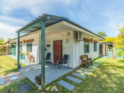 Casa en Venta en Atlantida, USD 254.000