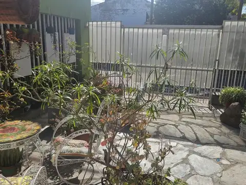 Depto Tipo Casa en Venta en San Antonio de Padua, USD 120.000